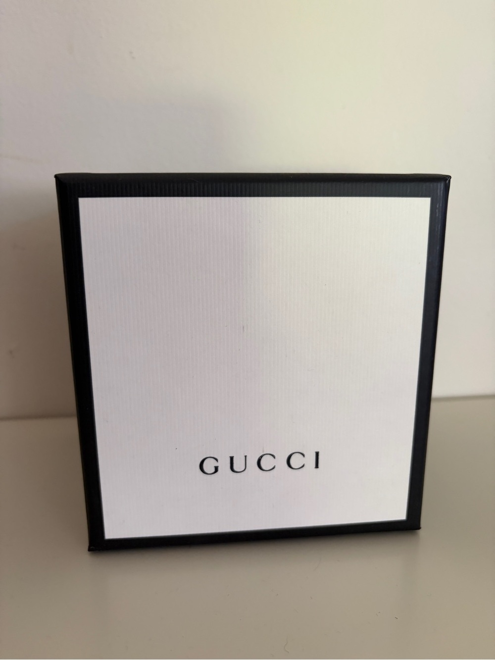 Gucci Men’s Jewelry Box in White with Black Trim